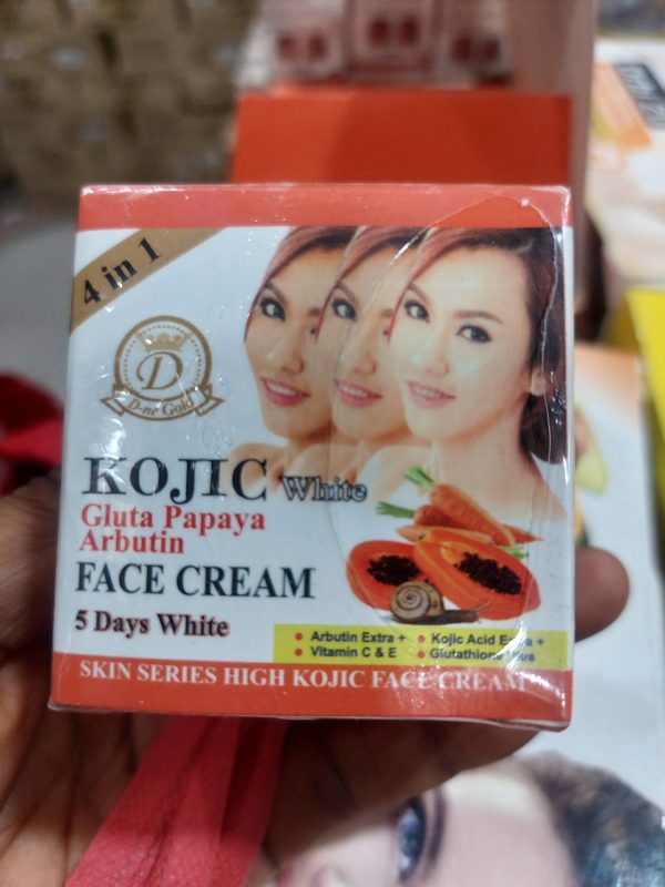 KOJIC WHITE GLUTA PAPAYA ARBUTIN FACE CREAM 100g