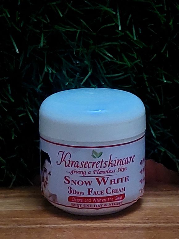 SNOW WHITE 3days WHITENING FACE CREAM 80g