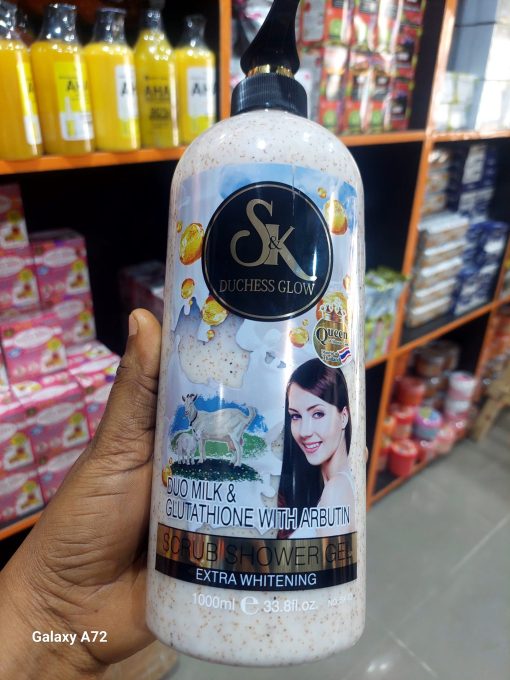 DUCHESS GLOW DUO MILK & GLUTATHIONE WITH ARBUTIN SCRUB SHOWER GEL EXTRA WHITENING 1000ml