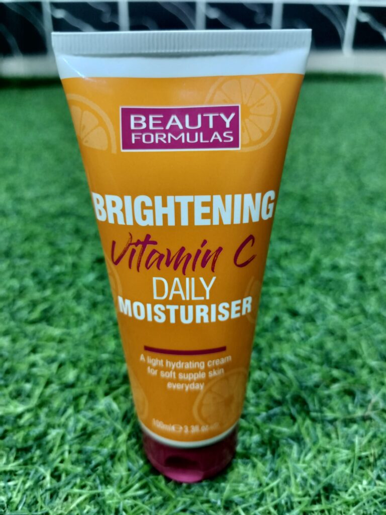 BEAUTY FORMULAS BRIGHTENING VITAMIN C FACIAL TONIC 200ml