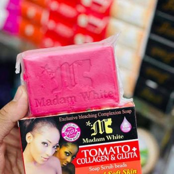MADAM WHITE TOMATO + COLLAGEN GLUTA WHITENING SOAP 200G